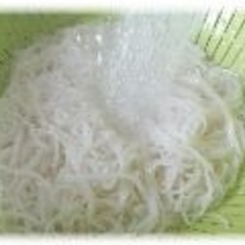 のど越しツルン 納豆卵かけそうめん レシピ 作り方 By はなまる子 楽天レシピ のど越しツルン 納豆卵かけそうめん レシピ 作り方 By はなまる子 楽天レシピ